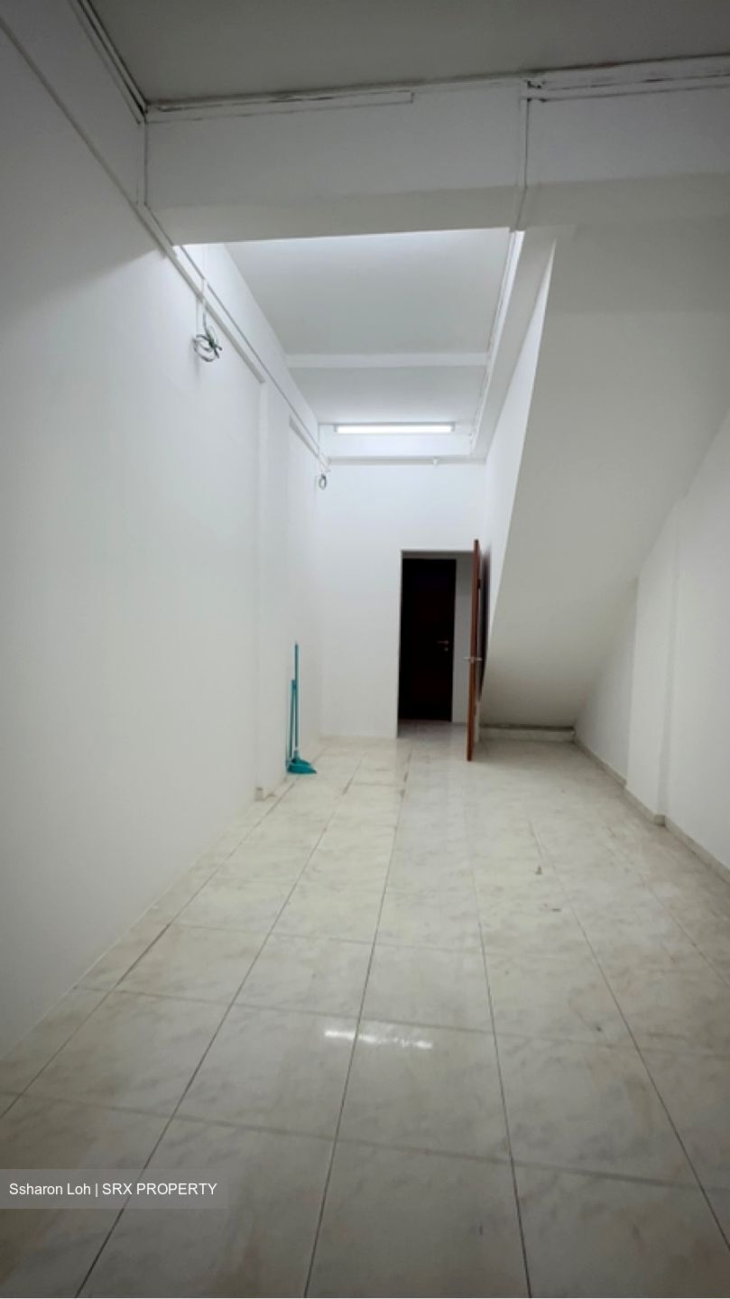 Bedok North Avenue 3 (D16), Shop House #574663771
